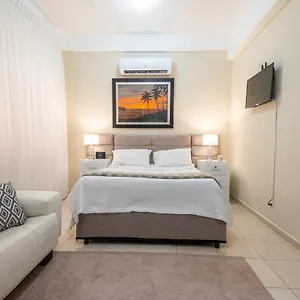 https://acogedor-estudio-en-la-zona-colonial.comcaribbean.com